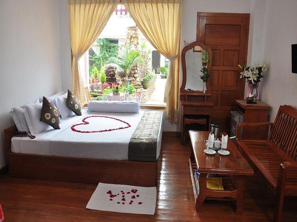 Pann Cherry Hotel Pyin Oo Lwin Exterior photo